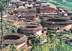 Круглые дома в деревне Чуси (провинция Фуцзянь)